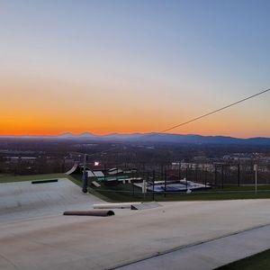 Meet your Posher, Gregory